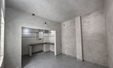 CASA CON 2 VIVIENDAS EN VENTA EN B° LOS IMIGRANTES