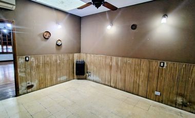 CASA EN VENTA VILLA SOLDATI CAPITAL 5 AMBIENTES