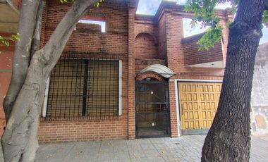 CASA EN VENTA VILLA SOLDATI CAPITAL 5 AMBIENTES