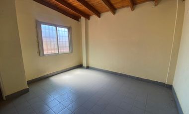 CASA EN VENTA VILLA SOLDATI CAPITAL 5 AMBIENTES
