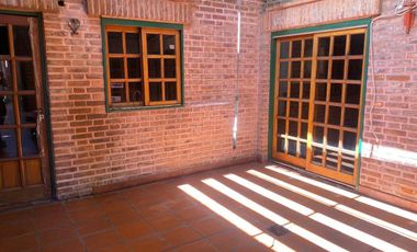 CASA EN VENTA VILLA SOLDATI CAPITAL 5 AMBIENTES