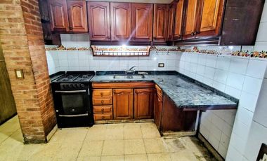 CASA EN VENTA VILLA SOLDATI CAPITAL 5 AMBIENTES