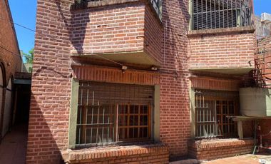 CASA EN VENTA VILLA SOLDATI CAPITAL 5 AMBIENTES