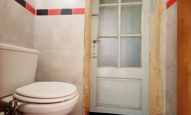 CASA 3 DORMITORIOS EN VENTA GORINA CON JARDÍN