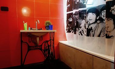 CASA 3 DORMITORIOS EN VENTA GORINA CON JARDÍN