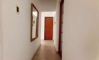 CASA 3 DORMITORIOS EN VENTA GORINA CON JARDÍN