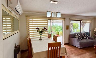 CASA EN MICROBARRIO RESIDENCIAL