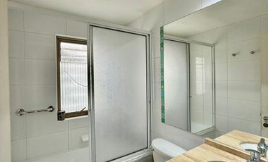 CASA EN MICROBARRIO RESIDENCIAL