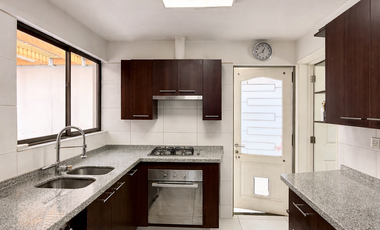 CASA EN MICROBARRIO RESIDENCIAL