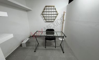 Consultorio Amueblado y Sin Amueblar en Lomas 3ra. todo incluido!