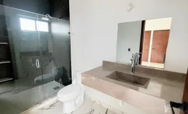 Diseño y privacidad total en un solo nivel en villas del renacimiento