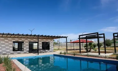 Diseño y privacidad total en un solo nivel en villas del renacimiento