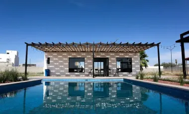 Diseño y privacidad total en un solo nivel en villas del renacimiento
