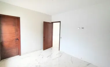 Diseño y privacidad total en un solo nivel en villas del renacimiento