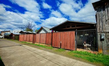 VENTA CASA 4HAB 2BA NUEVA IMPERIAL