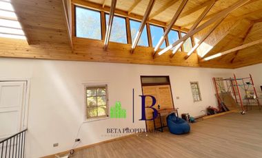 HERMOSA CASA EN PRIMERA LINEA DEL CAMINO