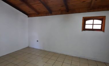 ARRIENDO CASA KM 10 CAMINO A PINTO