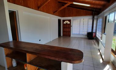 ARRIENDO CASA KM 10 CAMINO A PINTO