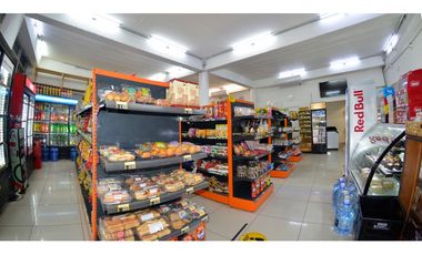 Minimarket con Expendio de Alcoholes