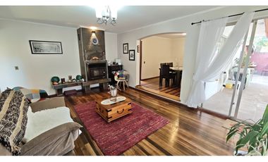 Venta Casa 4D con piscina en sector residencial, San Esteban