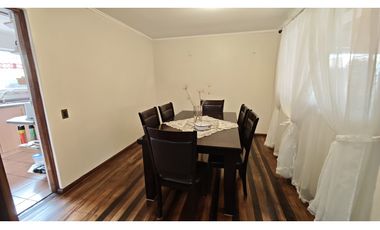 Venta Casa 4D con piscina en sector residencial, San Esteban
