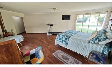 Venta Casa 4D con piscina en sector residencial, San Esteban