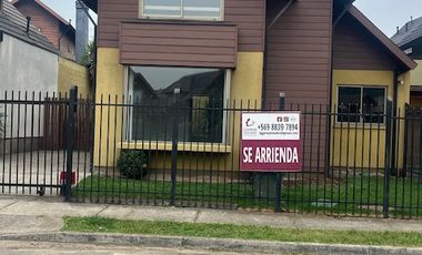 ARRIENDO CASA EN SECTOR PONIENTE