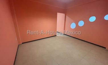 Oficina en Renta en Ecatepec de Morelos, Ejido de San Cristobal AM. 26-2716