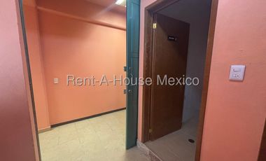 Oficina en Renta en Ecatepec de Morelos, Ejido de San Cristobal AM. 26-2716