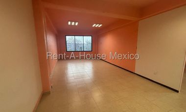 Oficina en Renta en Ecatepec de Morelos, Ejido de San Cristobal AM. 26-2716