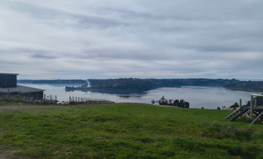 TERRENO CON VISTA AL MAR EN CHILOÉ