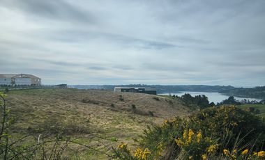 TERRENO CON VISTA AL MAR EN CHILOÉ