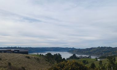 TERRENO CON VISTA AL MAR EN CHILOÉ
