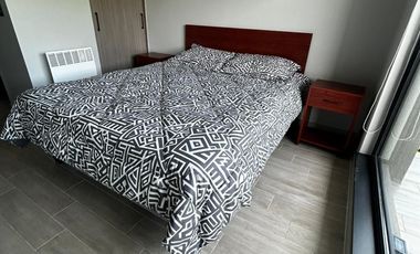 DEPARTAMENTO ESTUDIO AMOBLADO, ESTACIONAMIENTO Y BODEGA