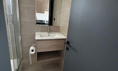 DEPARTAMENTO ESTUDIO AMOBLADO, ESTACIONAMIENTO Y BODEGA