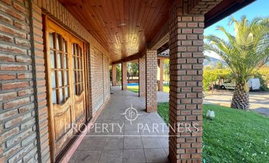 Espectacular parcela productiva con cerezos y casa en Teno