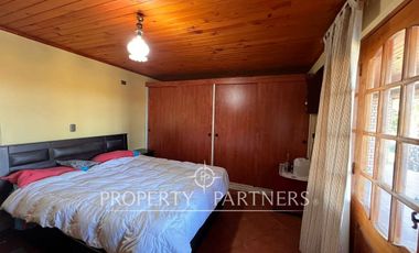 Espectacular parcela productiva con cerezos y casa en Teno