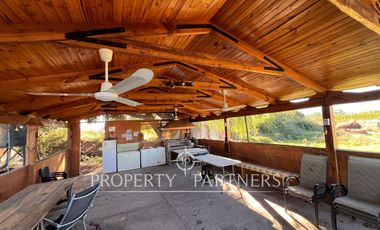 Espectacular parcela productiva con cerezos y casa en Teno