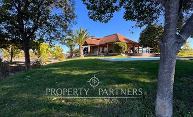 Espectacular parcela productiva con cerezos y casa en Teno