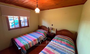 Espectacular parcela productiva con cerezos y casa en Teno