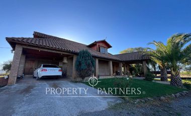 Espectacular parcela productiva con cerezos y casa en Teno