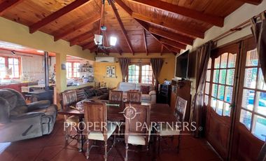 Espectacular parcela productiva con cerezos y casa en Teno