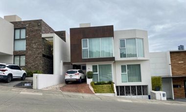 Casa en Renta, Colonia Bosque Real