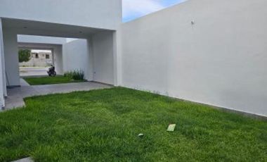 CASA EN RENTA SECTOR LAS VIÑAS