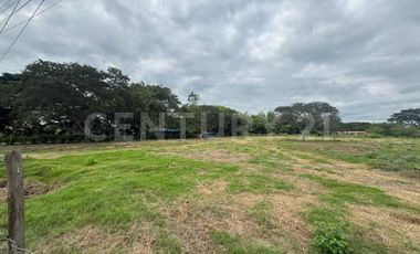 VENTA LOTE EN GINEBRA VALLE
