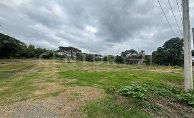 VENTA LOTE EN GINEBRA VALLE