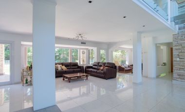 Venta Casa Country San Diego- 6 Amb Quincho Pileta