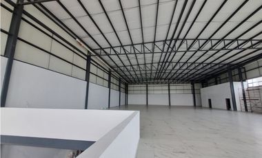 LOCAL 2 NIVELES 1250 M2 ESTACIONAMIENTO BLVD LAZARO C. SAHUAYO MICH