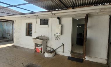 SE VENDE AMPLIA CASA EN MACUL
