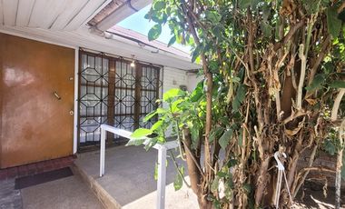SE VENDE AMPLIA CASA EN MACUL
